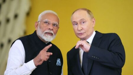 Modi: Rusya ile stratejik iştiraki derinleştireceğiz