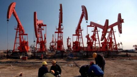 Petrolde istikamet aşağı