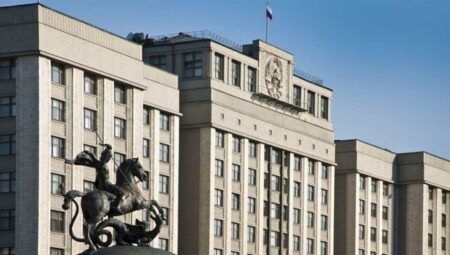 Rusya’da şirketlerin döviz satma zorunluluğuna iptal 