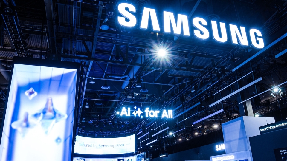 Samsung üçüncü çeyrekte kârını ikiye katladı