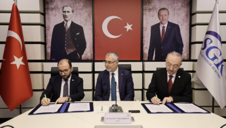 SGK ile TEB ortasında ilaç teminine ait ek protokol imzalandı