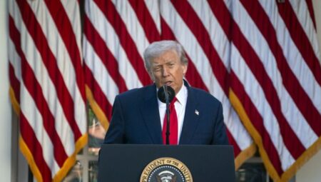 Trump, ABD ile Çin’in ticaret savaşında olduğunu söyledi