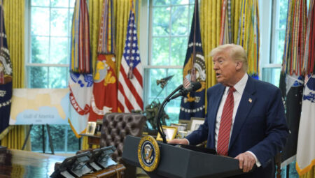 Trump Çin’i ABD’den soya alımını dört katına çıkarmaya çağırdı