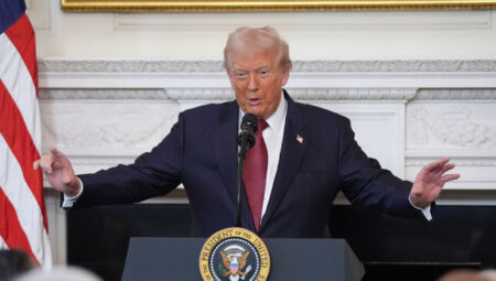 Trump: Piyasa yeterli gidiyorsa, faiz inmeli