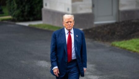 Trump: Tepeden barış çıkmazsa Rusya’ya yaptırım uygularım