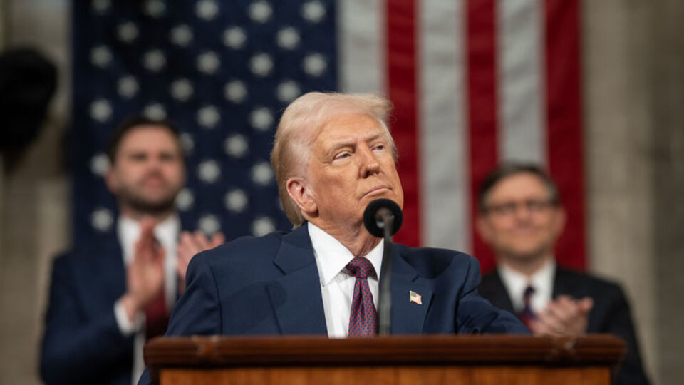 Trump’tan Fed’e: Faiz oranını ‘büyük’ ölçüde düşürün